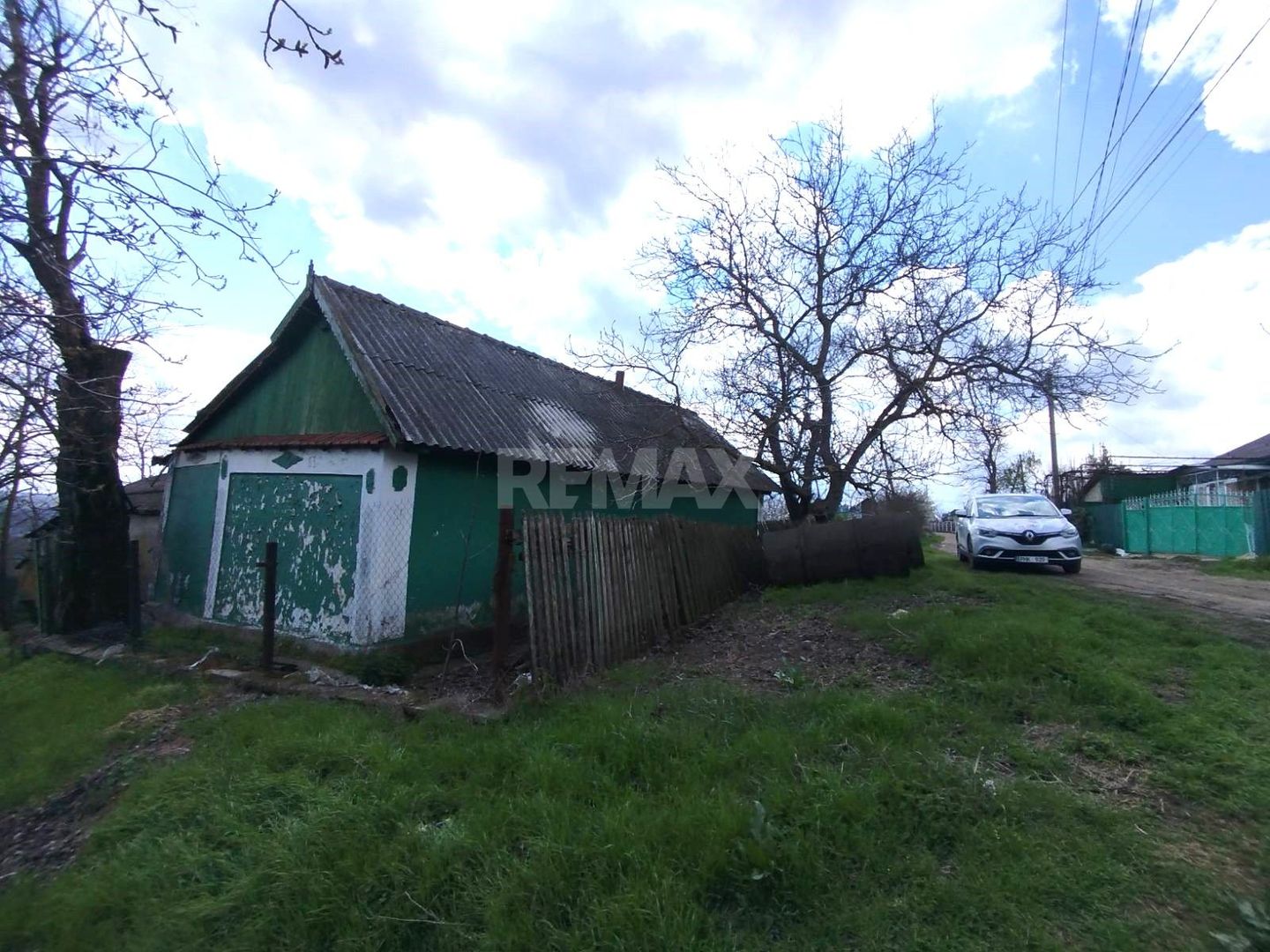 Casă bătrânească cu 3 camere de vânzare în satul Hîrbovăț, r. Anenii Noi - Poză 2