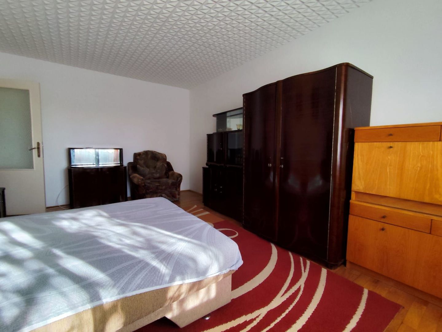 Inchiriere 2 camere str. Leonardo da Vinci, zona Nufarul, Oradea - Poză 3