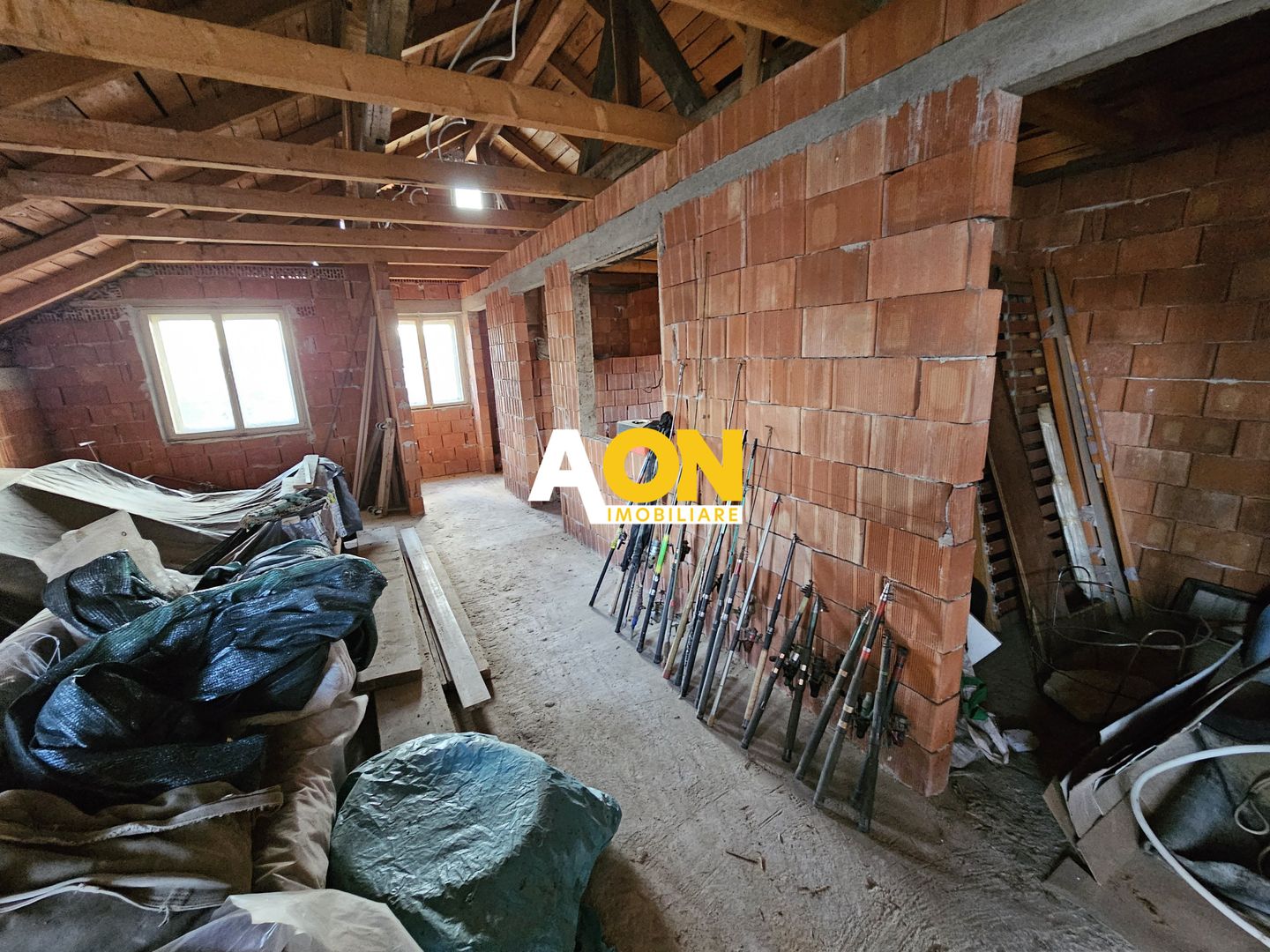 Casa 4 camere, 300 mp utili, 562 mp teren, zona Centru - Poză 13