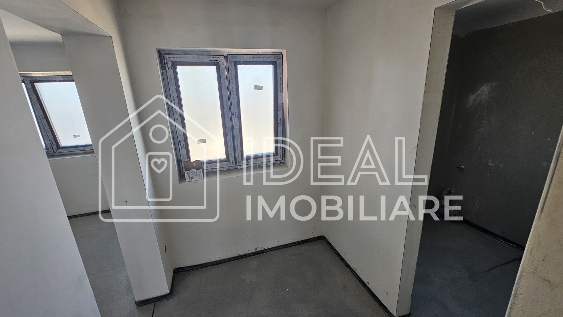 Casa Individuala Moderna cu 5 camere, si 350 mp de curte, in Sura Mica - Poză 9