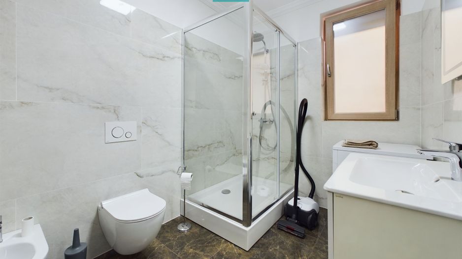 Spațiu ideal pentru birouri - Poză 6