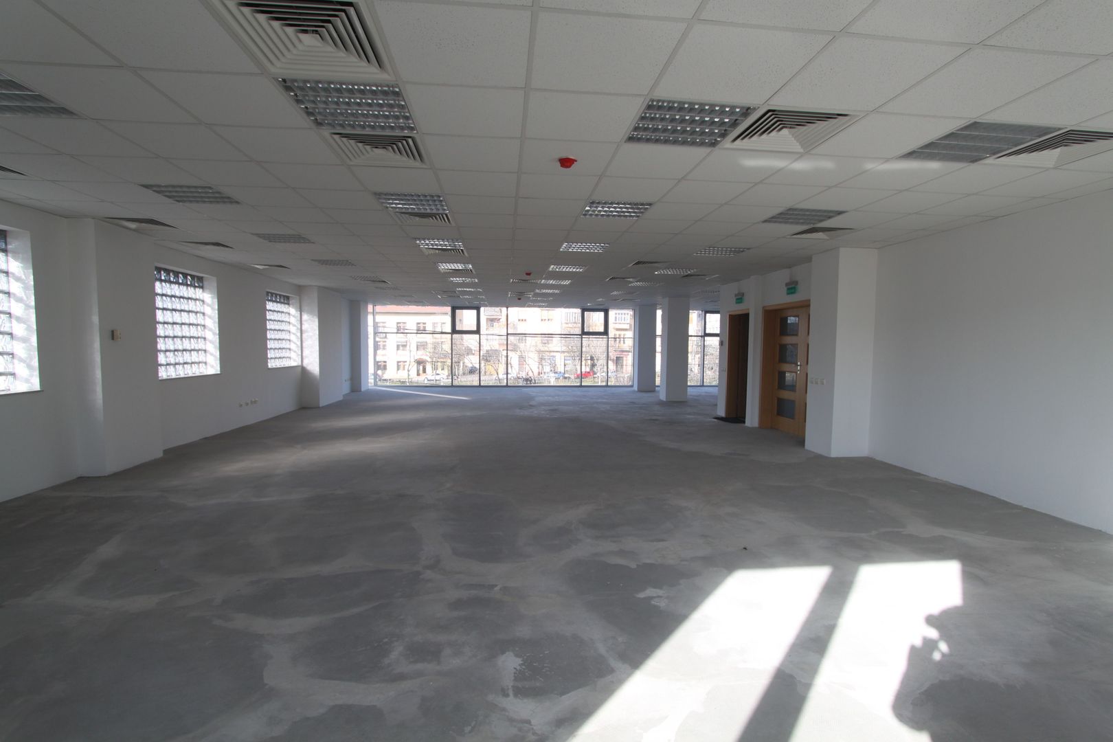 Spatiu birouri- 526mp -4734 euro/luna+TVA - zona Semicentrala - Poză 6