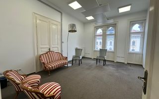 Spatiu de birouri Ultracentral! Cladire istorica! Renovat complet! - Poză 4