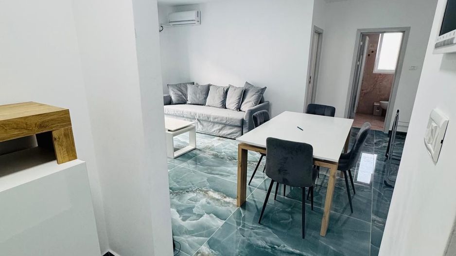 De inchiriat apartament nou, mobilat, 2 camere Gradiste Arad - Poză 3
