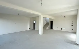 Casă individuală cu panoramă spre oraș zona de case și vile - Poză 11
