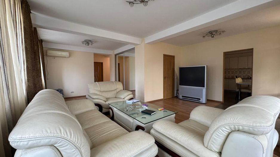 3 camere  || Voluntari || IDEAL PENTRU LOCUINTA SAU SPATIU COMERCIAL - Poză 3