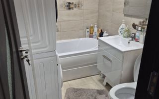 Vând apartament cu 1 camera - Poză 5