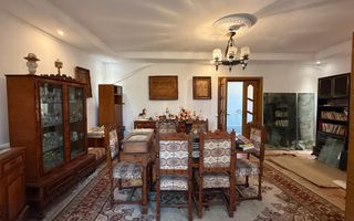 Casa de vanzare Grosi D+P+M 300 mp + teren 6 ari - Poză 5