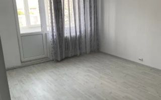 Etaj 3/Apartament 3 Camere Decomandat/80mp/Frumoasa - Poză 1