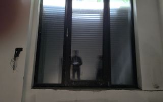 POLICLINICA CU PLATA(cod03) - Spatiu comercial luminos si inalt ! - Poză 26