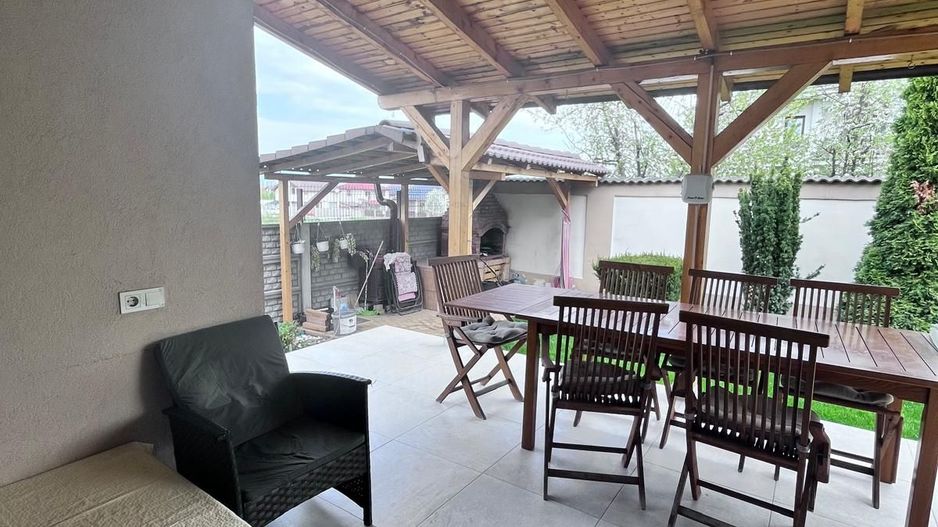 Casa  nouă de vanzare cu garaj,  în zona Micesti - Poză 13