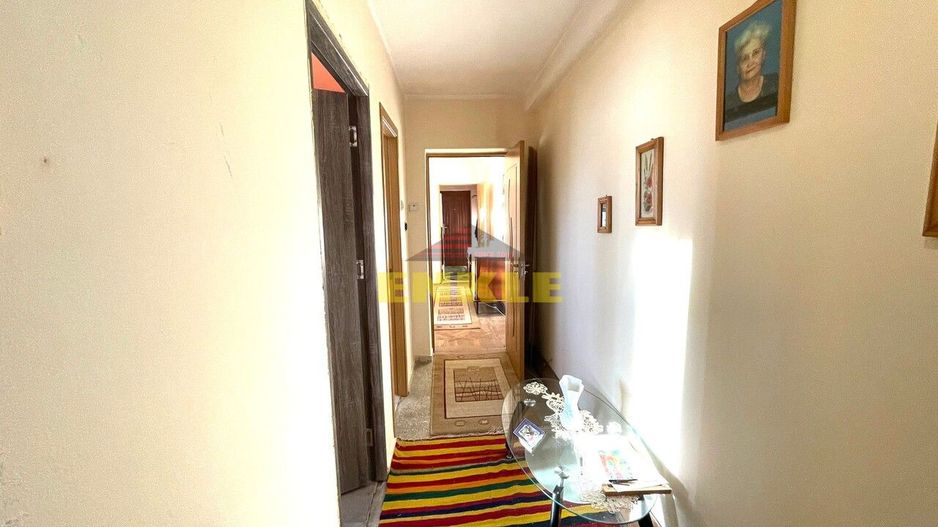De vânzare apartament cu 4 camere decomandat, zona Bulevard - Poză 7