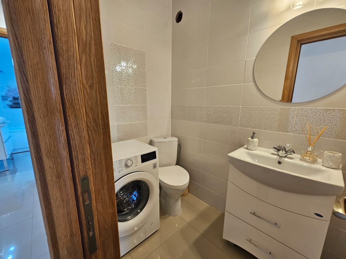 Apartament de lux – Prima închiriere, Prundu - Poză 9