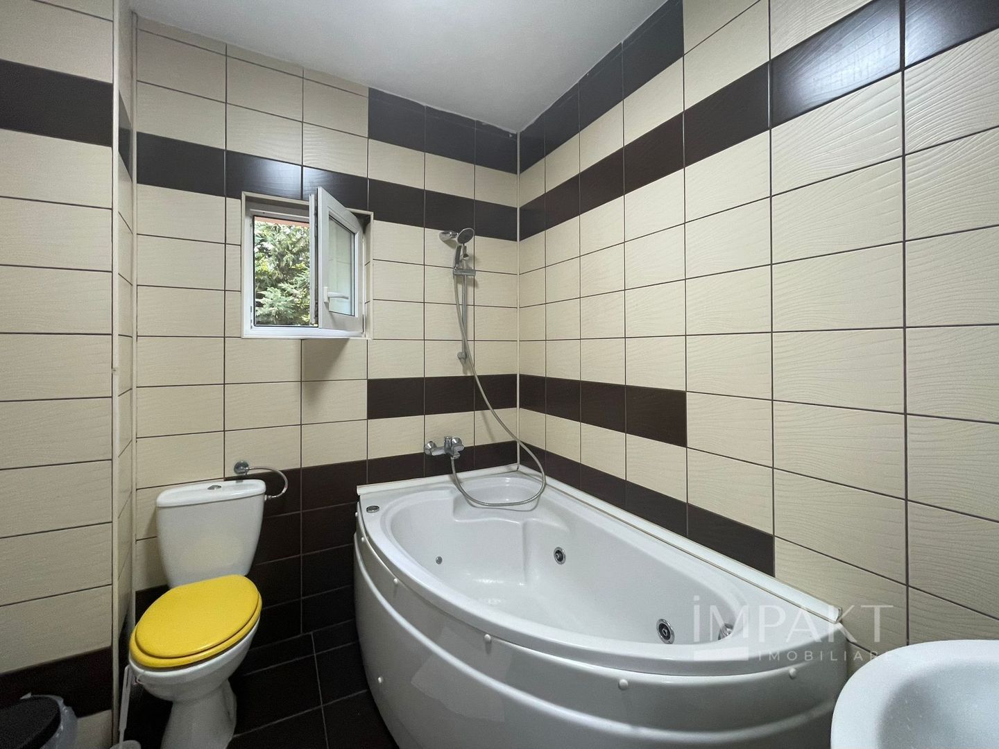 Apartament cu 3 camere in Andrei Muresanu! - Poză 16