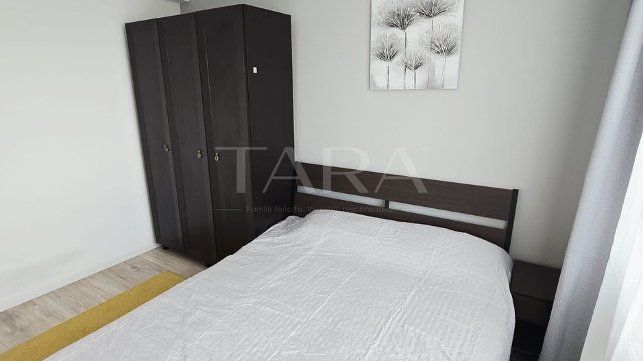 Apartament 3 camere modern cu parcare, zona Terra. - Poză 9