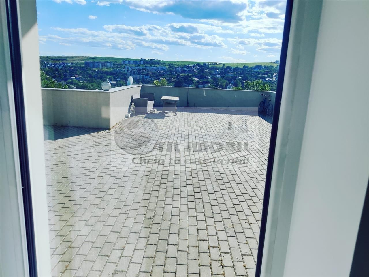 Casa/Vila de inchiriat Bucium - 850 euro - Poză 12