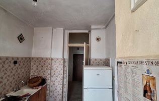 APARTAMENT 3 CAMERE ETAJ 4 GRUI CAMPULUNG
