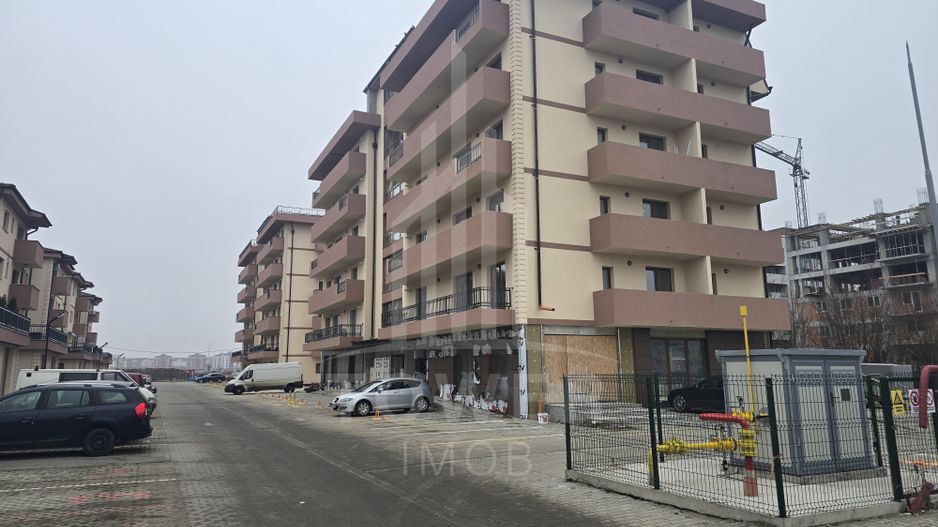 Apartament 3 camere decomandate 2 bai | 2 balcoane | etaj 2 - Poză 4