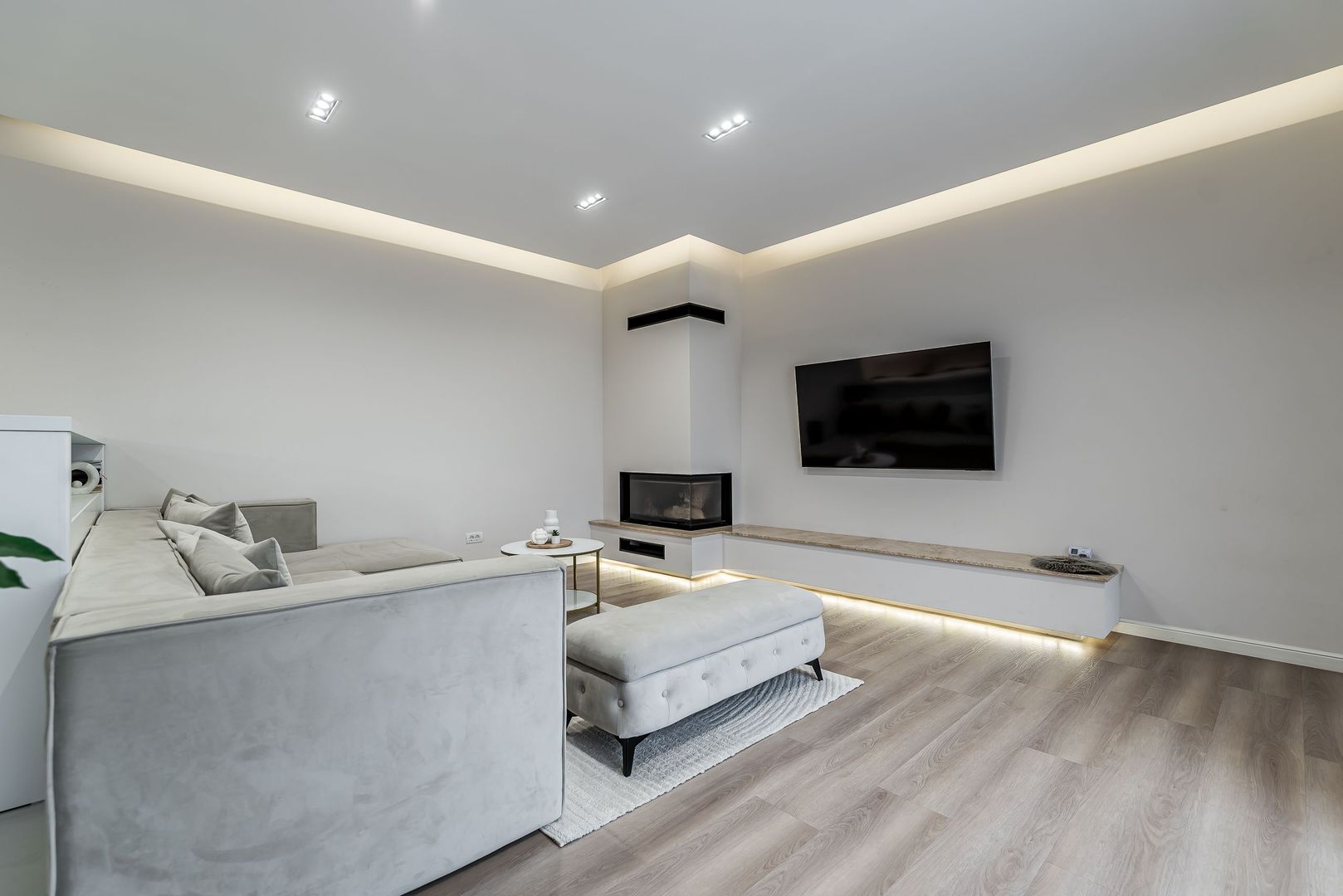 Vila la sol cu teren generos si finisaje premium Comision 0% - Poză 14