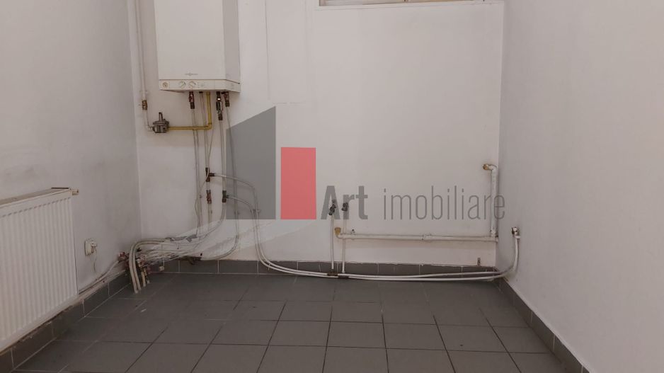 Spatiu Tineretului, stradal, vitrina, 42 mp - Poză 6