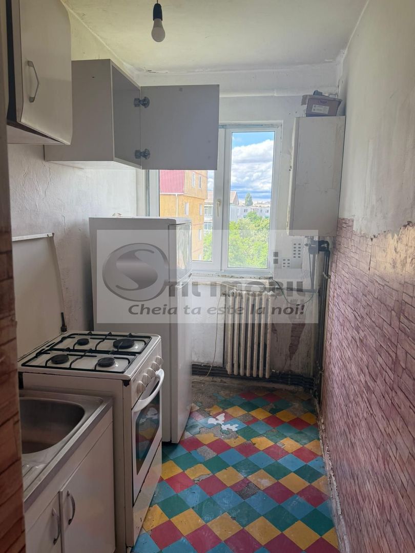 Apartament 2 camere, renovare completă, zona Alexandru cel Bun - Poză 7