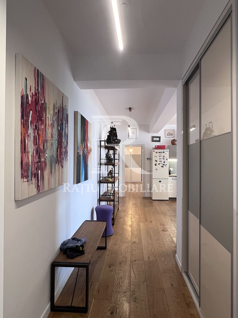 Penthouse cu Design Eclectic | Central | Panoramă Unică | Oradea - Poză 6