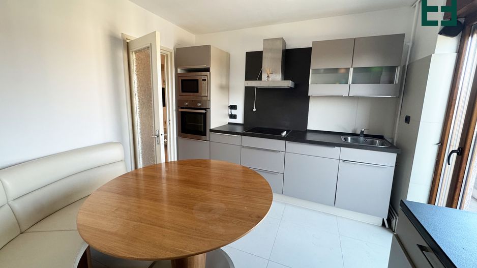 Apartament cu 2 camere zonă centrală - ARAD - Poză 6