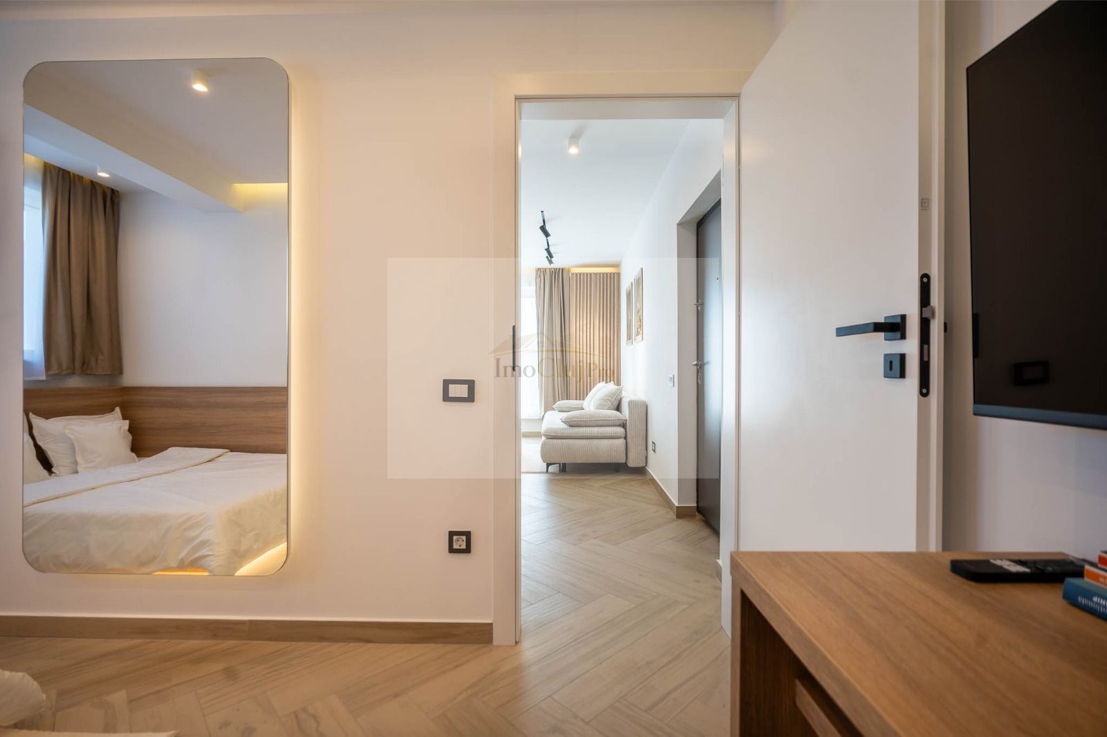 Penthouse LUX cu terasă 150 mp & jacuzzi | Iulius Mall – FSEGA - Poză 14