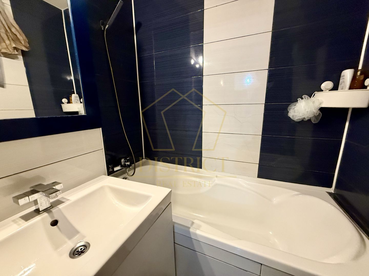 Apartament decomandat cu 2 camere | Torontalului - Poză 7