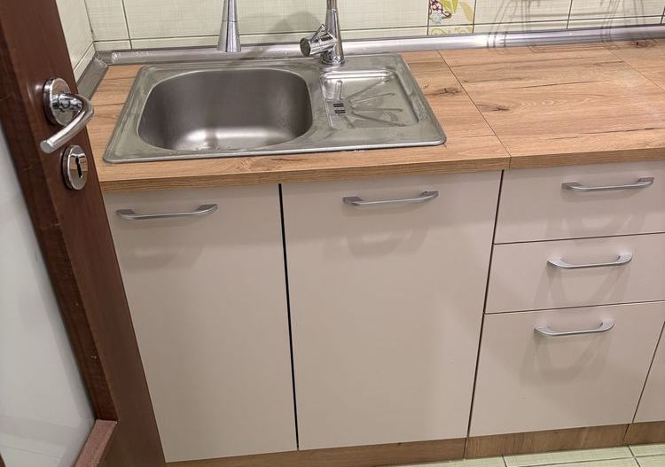 Garsonieră renovată în martie, lângă Plaza Mall - Poză 6