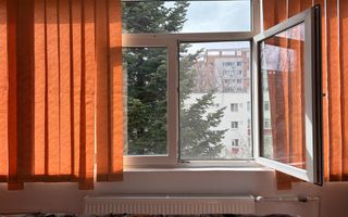 Apartament spatios cu trei camere, Piata Straduintei, 115.000€ - Poză 3