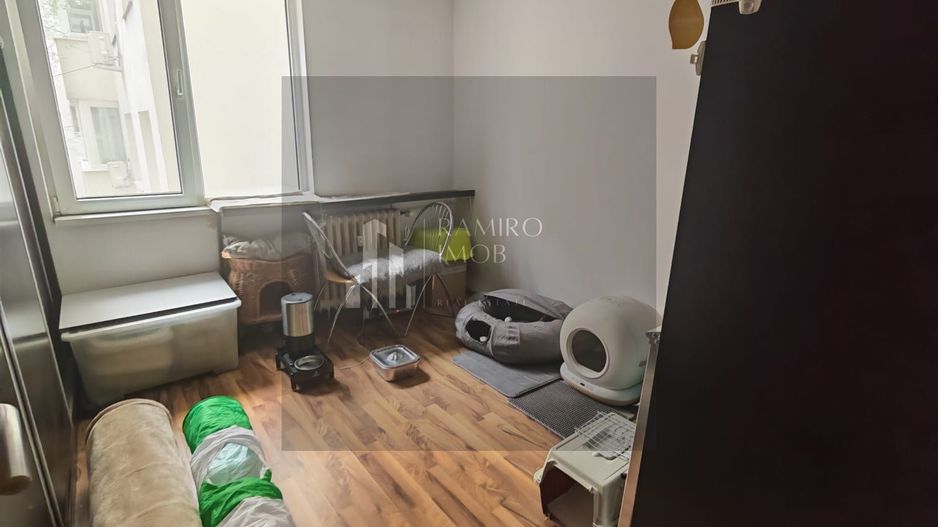 Apartament 3 camere decomandat An 1982 Anvelopat Etaj 1 Titan - Poză 2