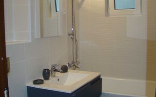 Apartament de 3 camere, 65mp, decomandat, parcare, zona Piata Flora - Poză 7