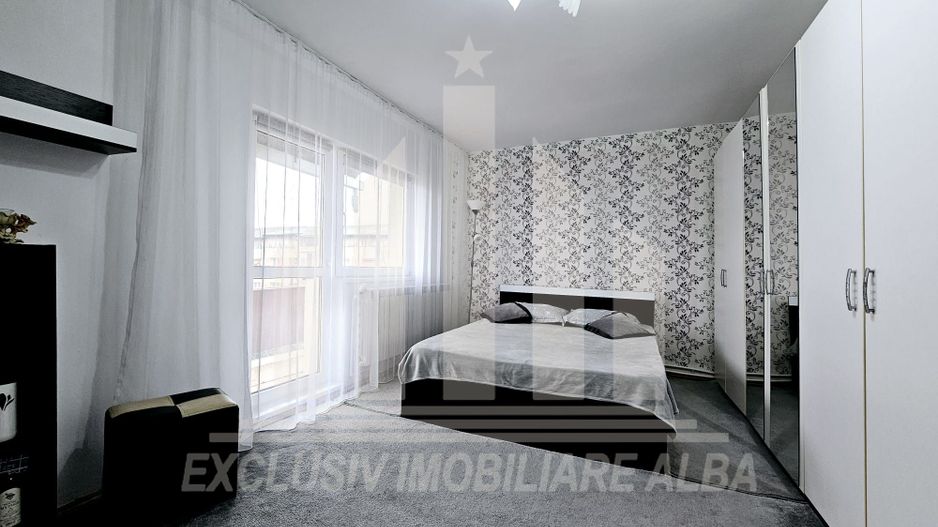 Apartament cu 2 camere decomandate, Cetate - Poză 4