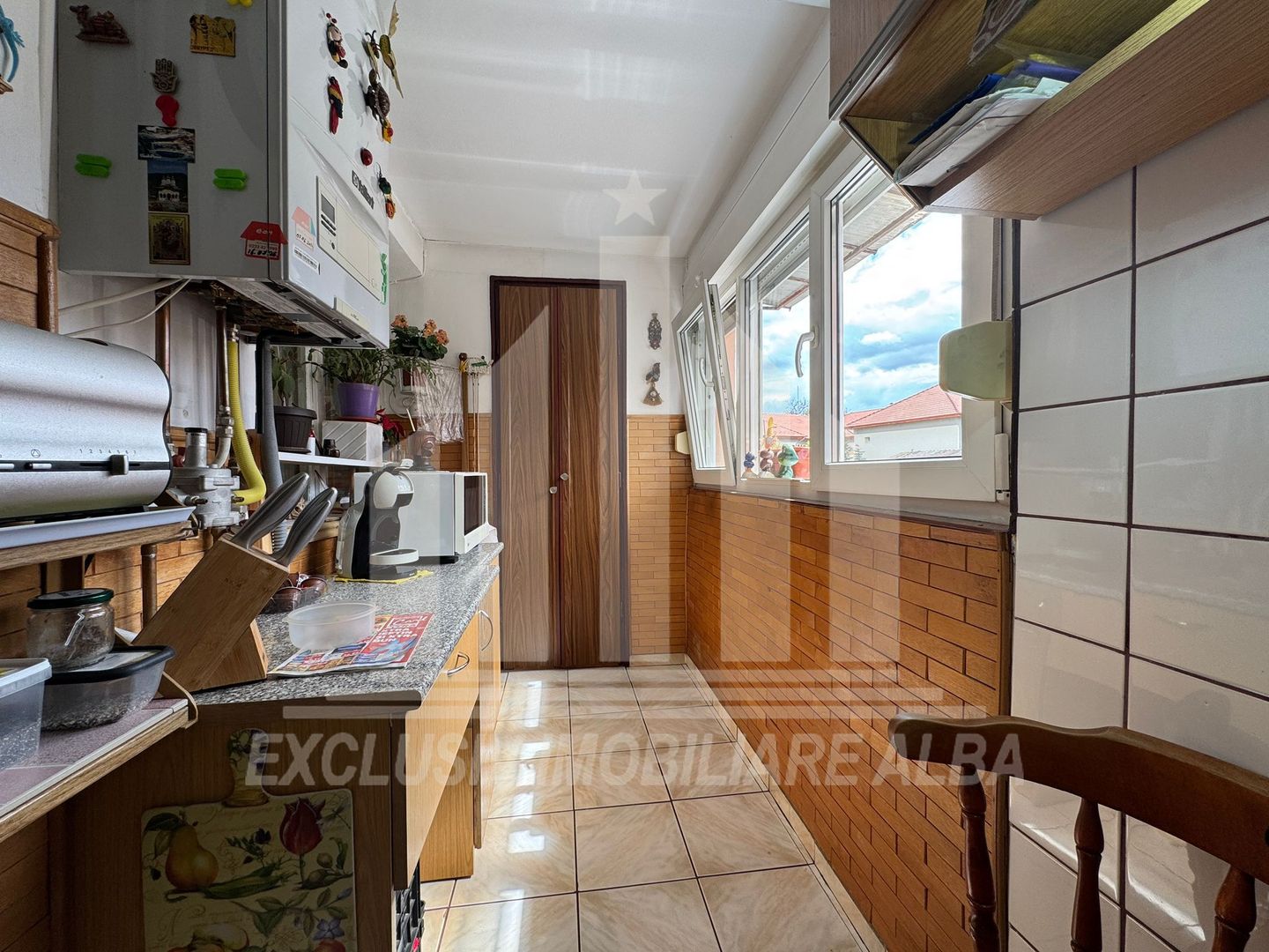 Apartament 3 camere decomandate | 2 bai | 69 mp | Cetate - Piata - Poză 10