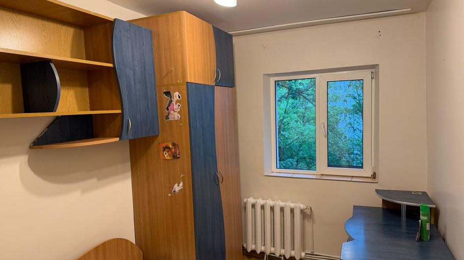 Apartament cu 3 camere, etaj 2, mobilat și utilat, zona GARA - Scoala 8; - Poză 10