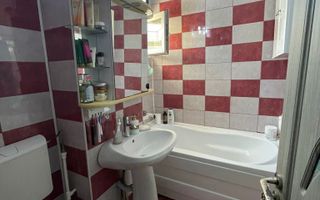 FARA RISC - PODU ROS - LICEUL EMIL RACOVITA - 3 CAMERE - RENOVAT - Poză 11