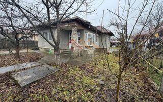 Casa 4 camere, teren 503 mp, CT, Parcare, Anexe, Campina, Prahova - Poză 1
