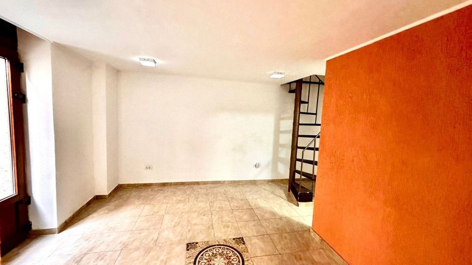 Spatiu comercial situat in inima orasului, 85mp-3 camere, P+E acces stradal - Poză 5