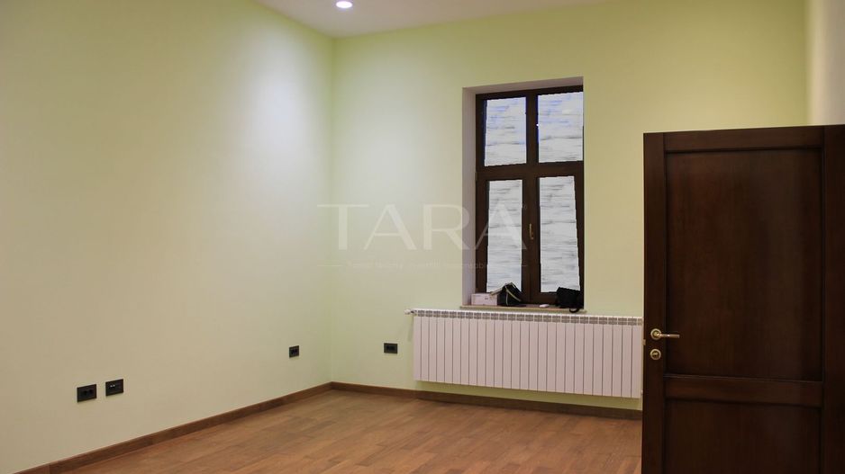 Ultracentral, Imobil tip vilă, ideal birouri sau locuință. - Poză 6