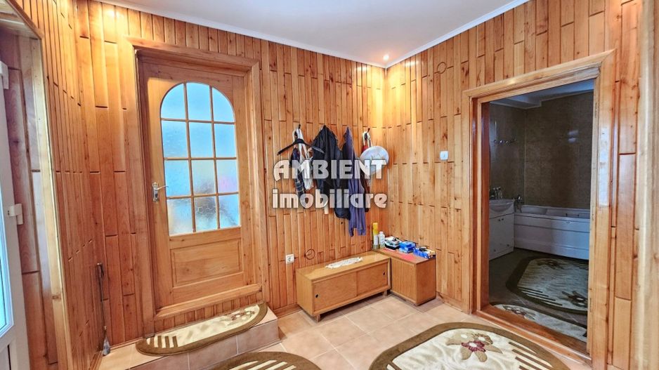 VILĂ P+1E, teren 2.200 mp, zona CASTANILOR; - Poză 14