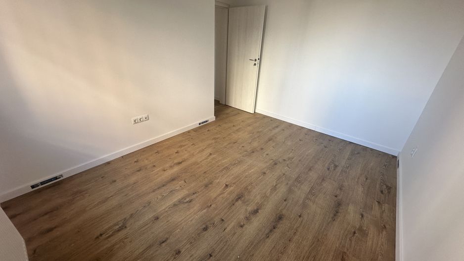 AP 2 CAMERE BLOC NOU, CENTRAL-LANGA MC, FINISAJE PREMIUM, COMISION 0% - Poză 9