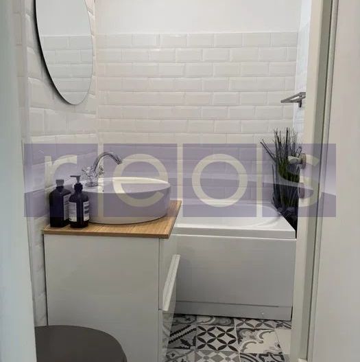 DE VÂNZARE – APARTAMENT 2 CAMERE RENOVAT COMPLET, PIAȚA VICTORIEI - Poză 5