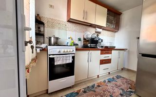 Se vinde “acasa”, 4 camere decomandate, panouri+baterii, teren 397mp,m - Poză 14