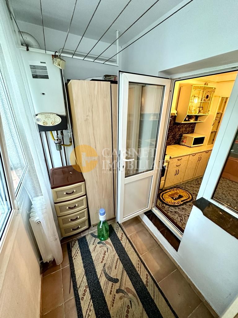 2 Camere Decomandat Prima Statie Nicolina 2 - Bloc 1984 - Poză 8