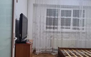 De vanzare apartament cu 2 camere, central, Bloc BR, et. 2, 76.000 euro - Poză 5