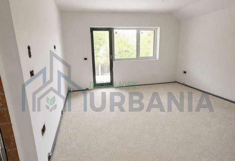 Casă de vânzare, Vișani, 230 mp utili, 3 dormitoare, living 60 mp, teren 610 mp - Poză 12