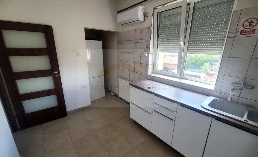 Uranus , Birou ultra eficient energetic  , in vila P + 2 - Poză 13