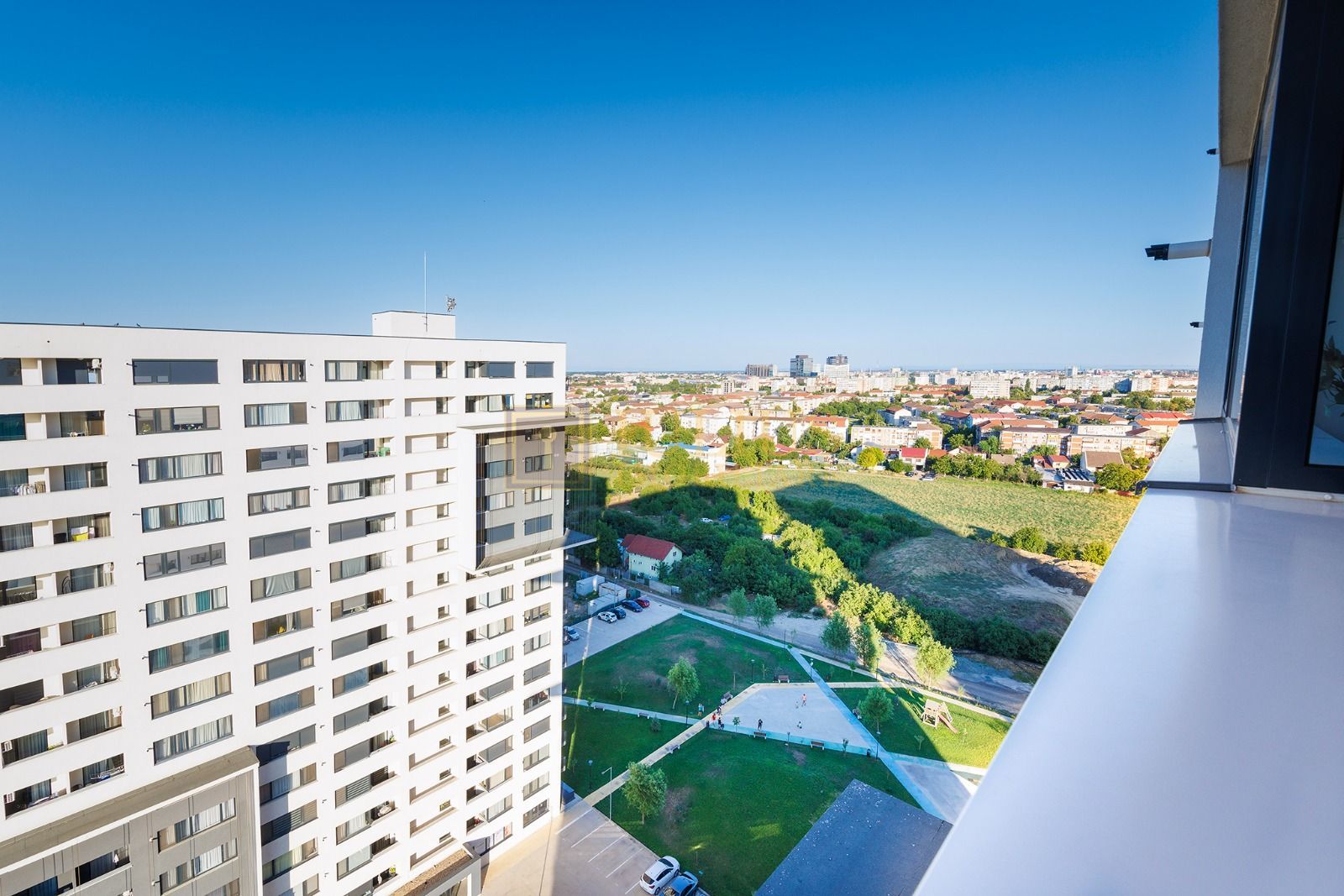 Xcity Tower, 2 camere, centrala proprie - Poză 12