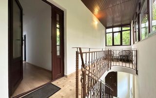 Casă complet renovată cu 4 camere și garaj generos Băneasa, Sector 1 - Poză 4